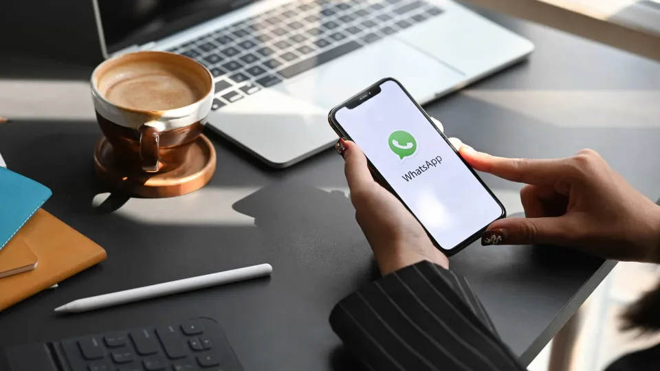 Falha no download do WhatsApp? Usuários apontam problemas no aplicativo